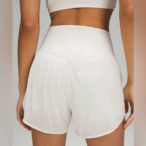 Lululemon Nulu & Mesh High-Rise Yoga Shorts Size 2 Bone Ivory NWOT